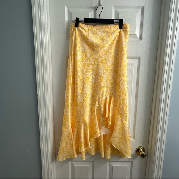 Cinq A Sept Midi Skirt Valencia Ruffle Yellow White Satin Dainty Size 8 Mediun - Picture 3 of 6